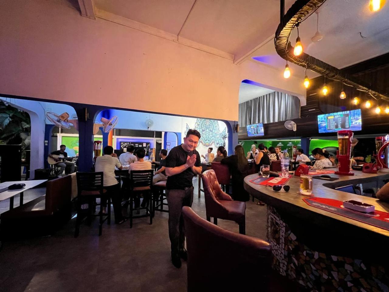 The Eighty8 Phnom Penh Exterior foto