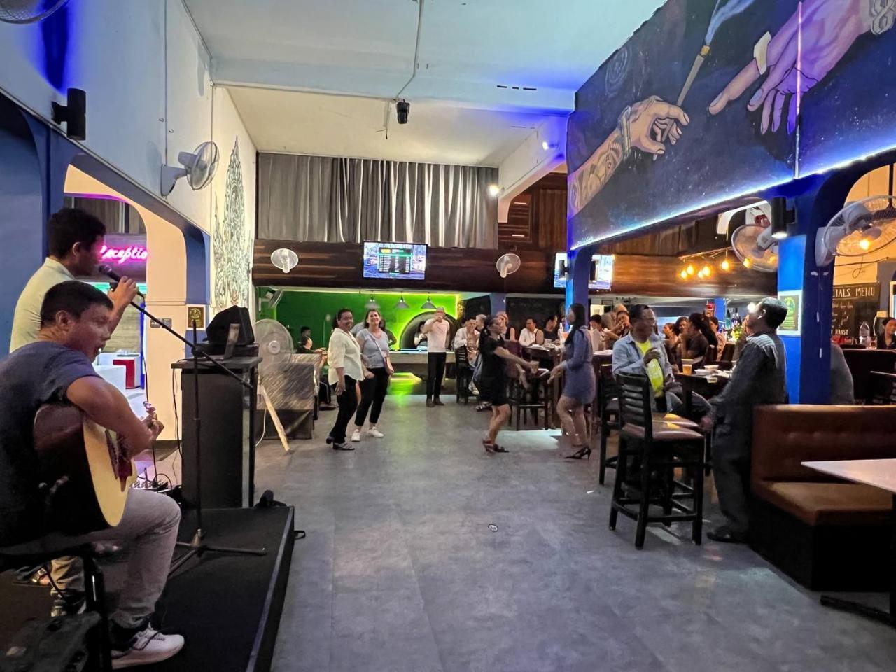 The Eighty8 Phnom Penh Exterior foto